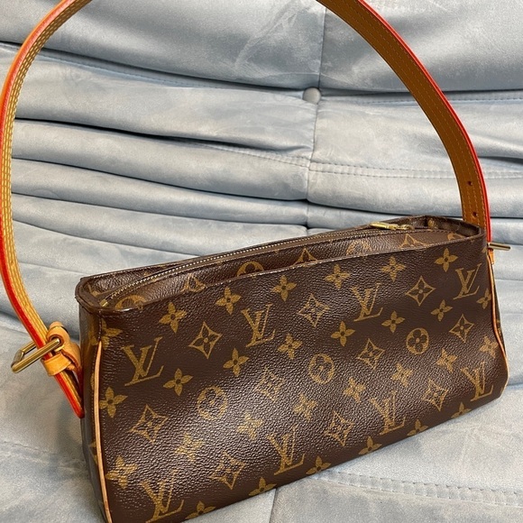 Louis Vuitton Monogram Viva Cite MM Handbag - Picture 6 of 12